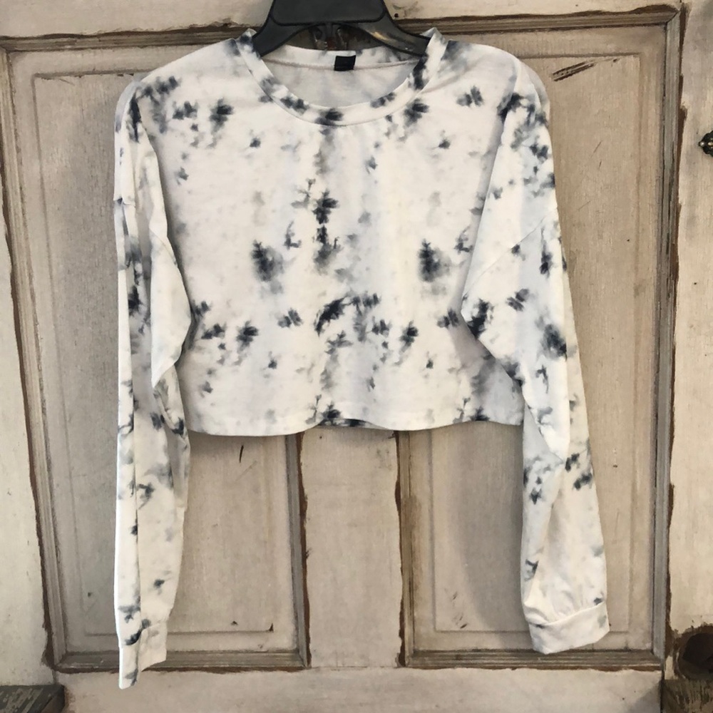 Shein Crop Top Size L Long Sleeve Pullover Junior